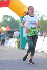 BIB: 1642
                            <button type="button" onclick="openModal(3654342)" class="btn btn-primary btn-sm float-right btn-popup" data-toggle="modal" data-target=".modal-high-quality">
                        <i class="fas fa-shopping-cart"></i> Add to Cart
                    </button>
                                            <button type="button" onclick="isThisMe(3654342, true)" class="btn btn-success btn-sm float-right btn-popup btn-isme hidden" data-toggle="tooltip" data-placement="bottom" title="นี่คือรูปของคุณใช่ไหม คลิกที่นี่เพื่อเอาเข้าอัลบั้ม">
                        <i class="fas fa-plus"></i> Add to album
                    </button>
                    <button type="button" onclick="isThisMe(3654342, false)" class="btn btn-warning btn-sm float-right btn-popup btn-isnotme hidden">
                        <i class="fas fa-ban"></i> Remove from album
                    </button>